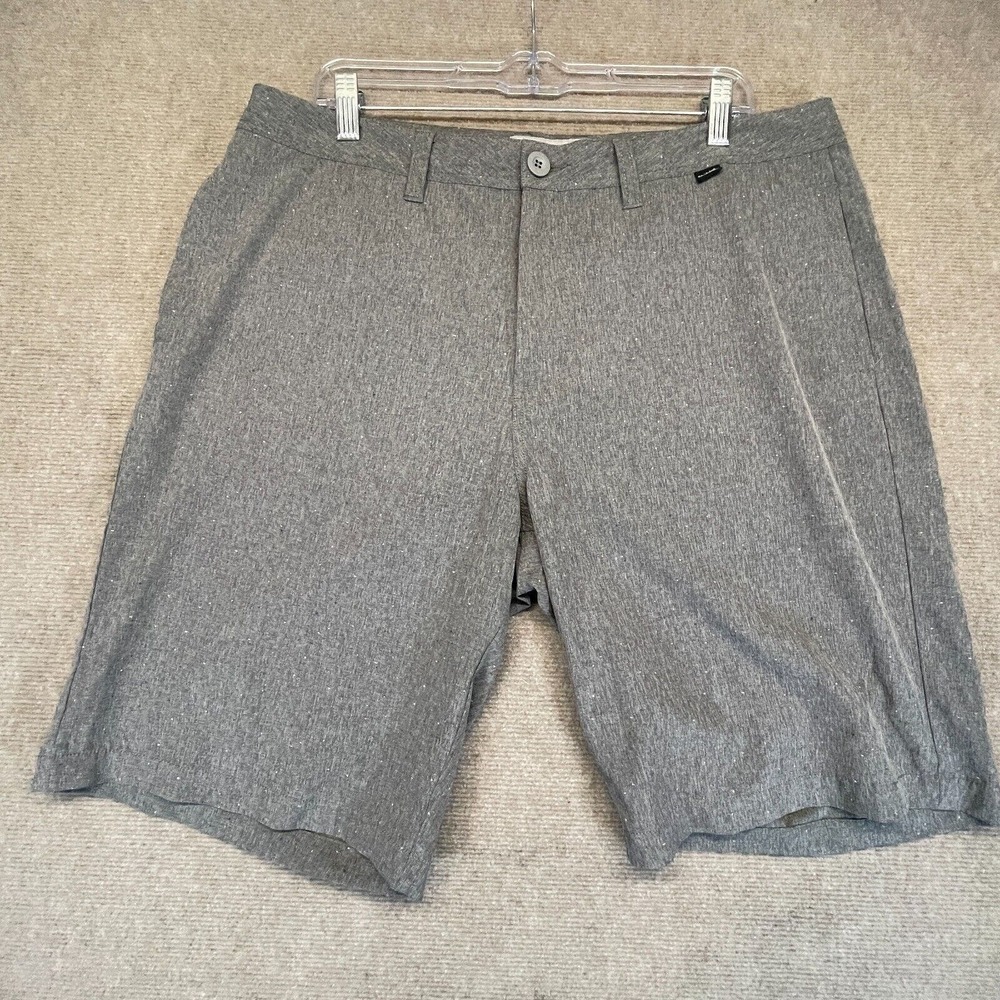 Travis Mathew Beck Short Men's Size 36 Gray Performance Golf Stretch 10" Inseam
